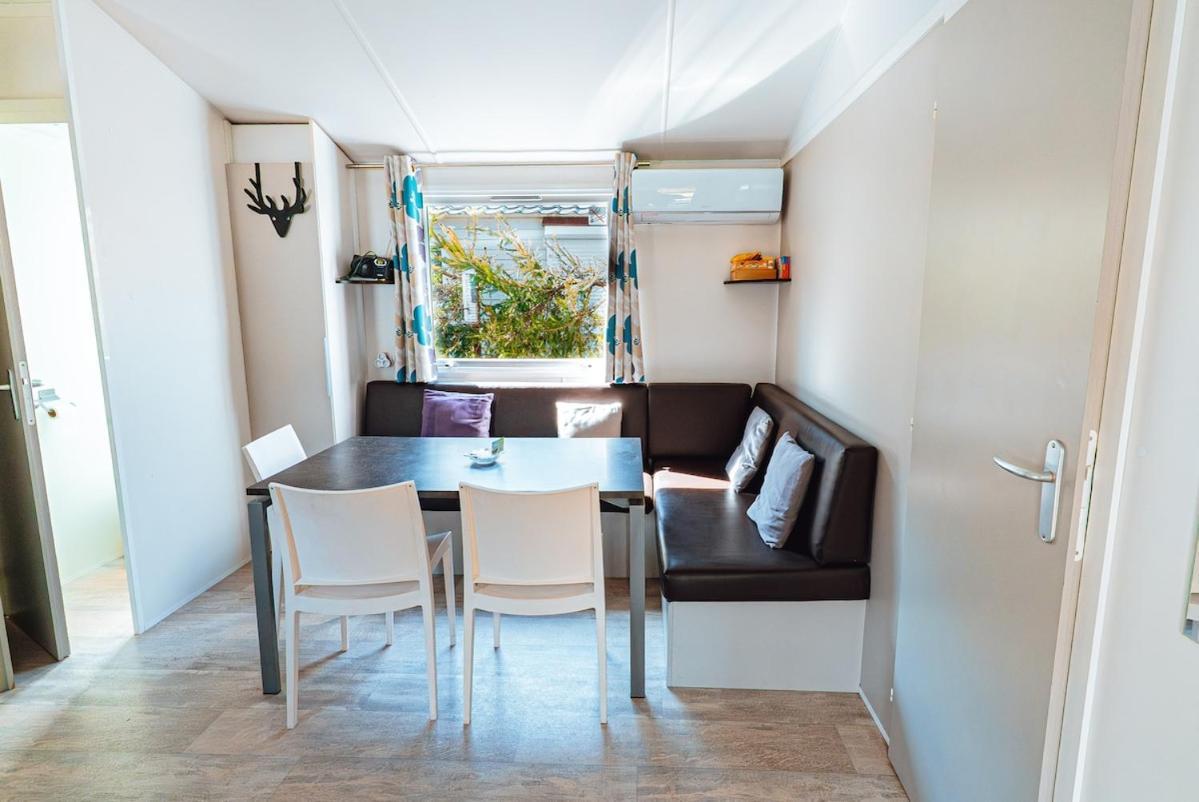 Bungalow 3 Chambres Pour 6 Pers Avec Climatisation Camping 3 Etoiles Samoëns Exteriér fotografie
