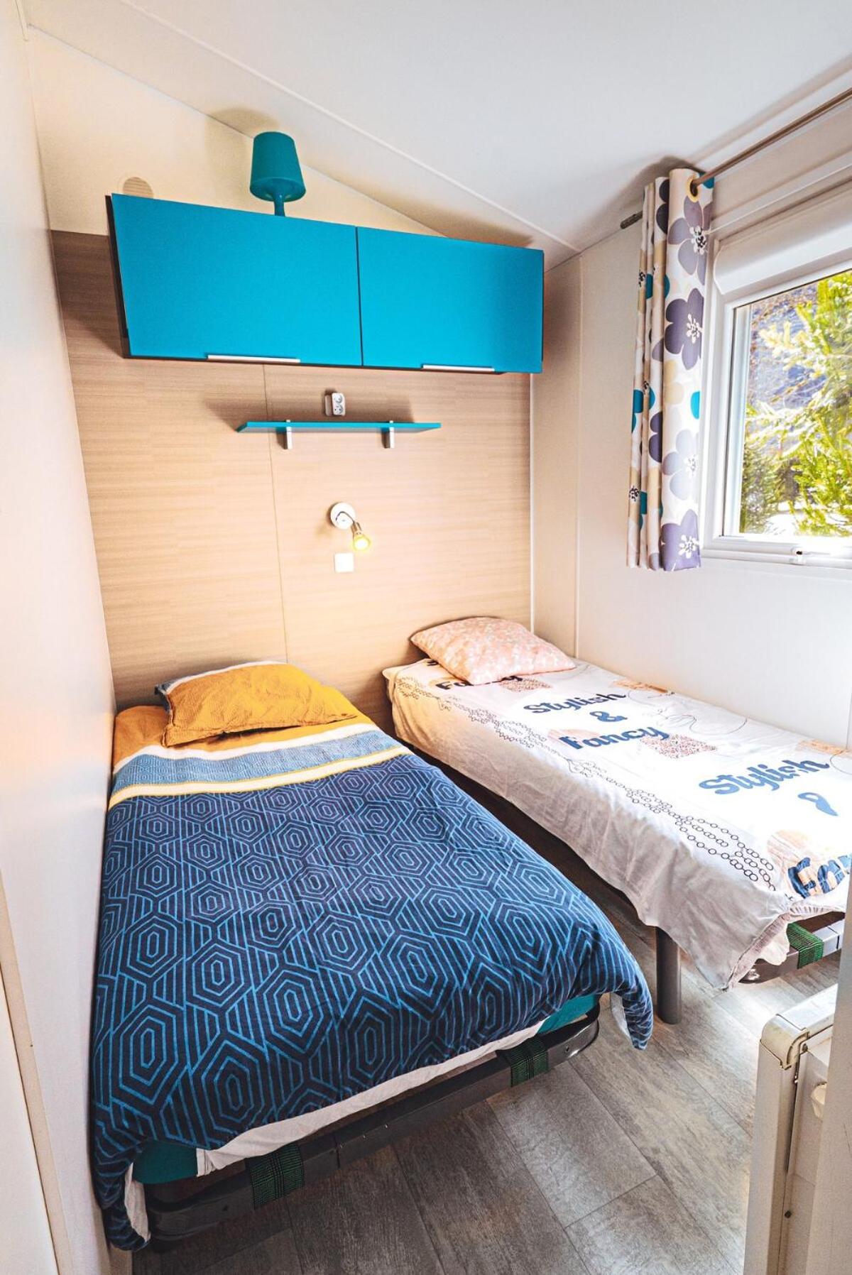 Bungalow 3 Chambres Pour 6 Pers Avec Climatisation Camping 3 Etoiles Samoëns Exteriér fotografie
